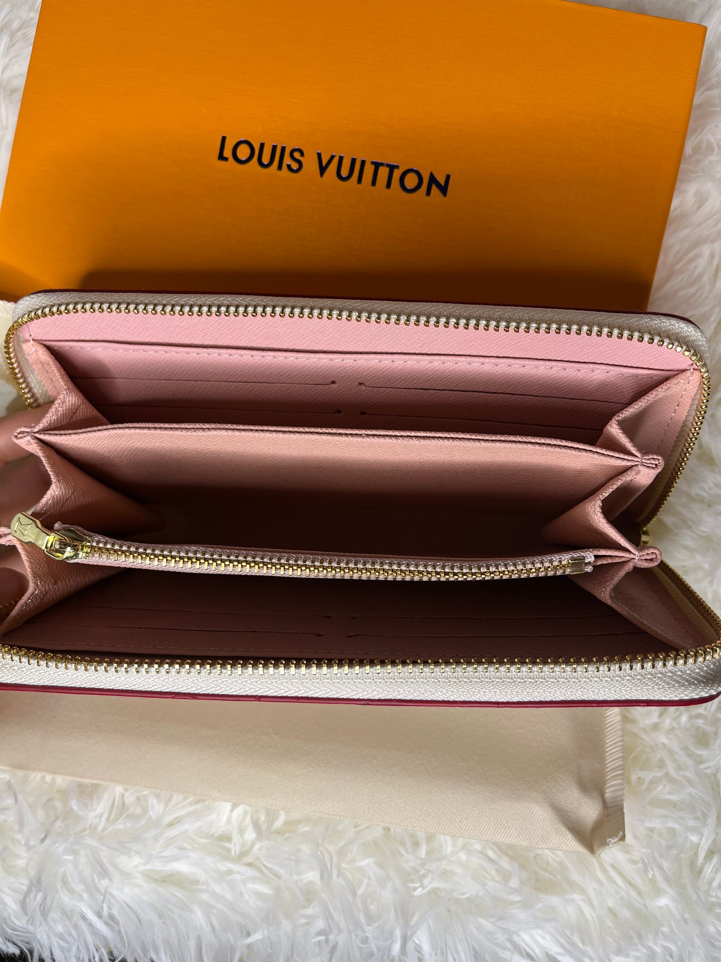 LV Wallet (pre-order & on hand)