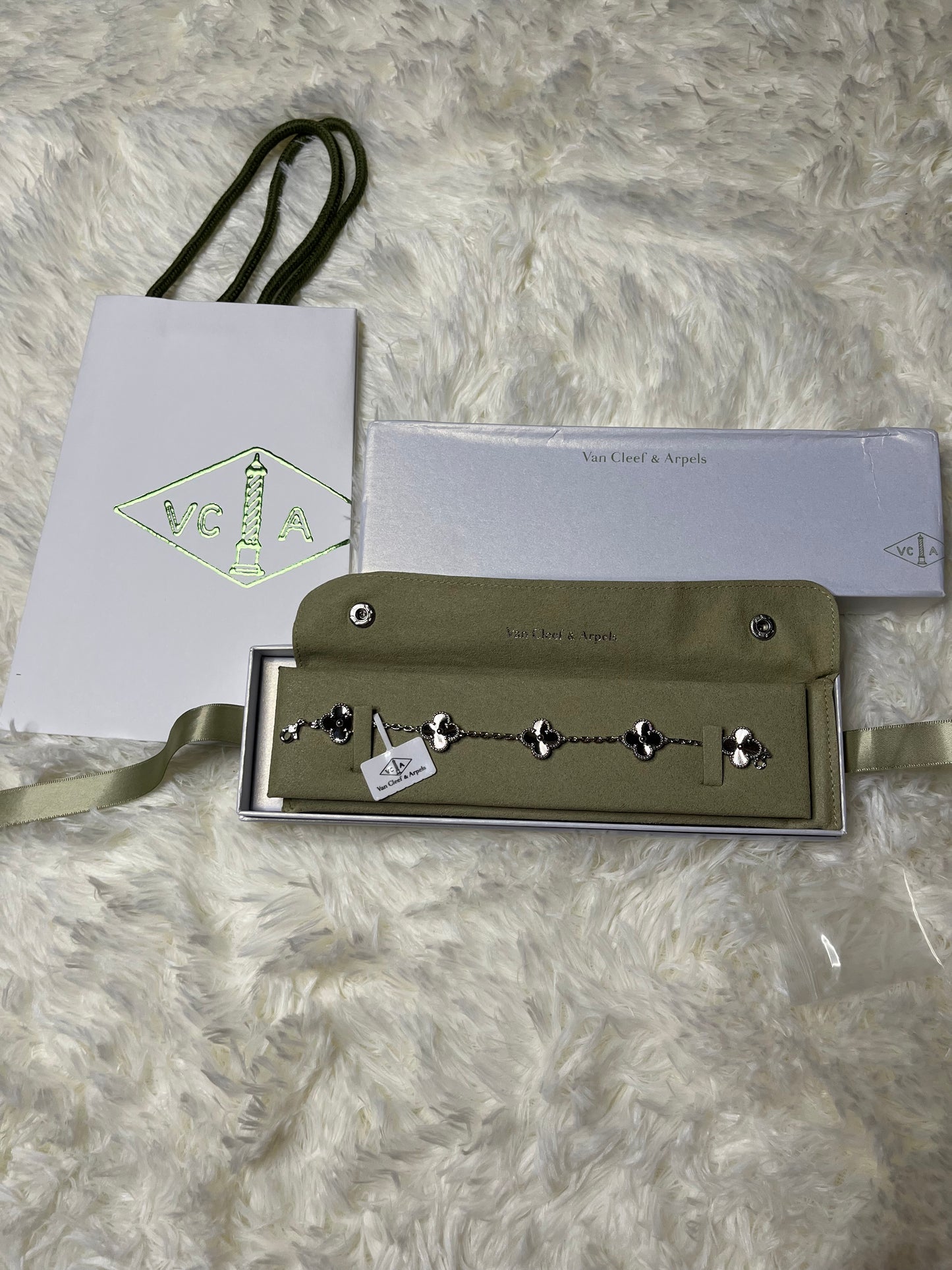 Sliver 5 Clover Bracelet (pre-order)