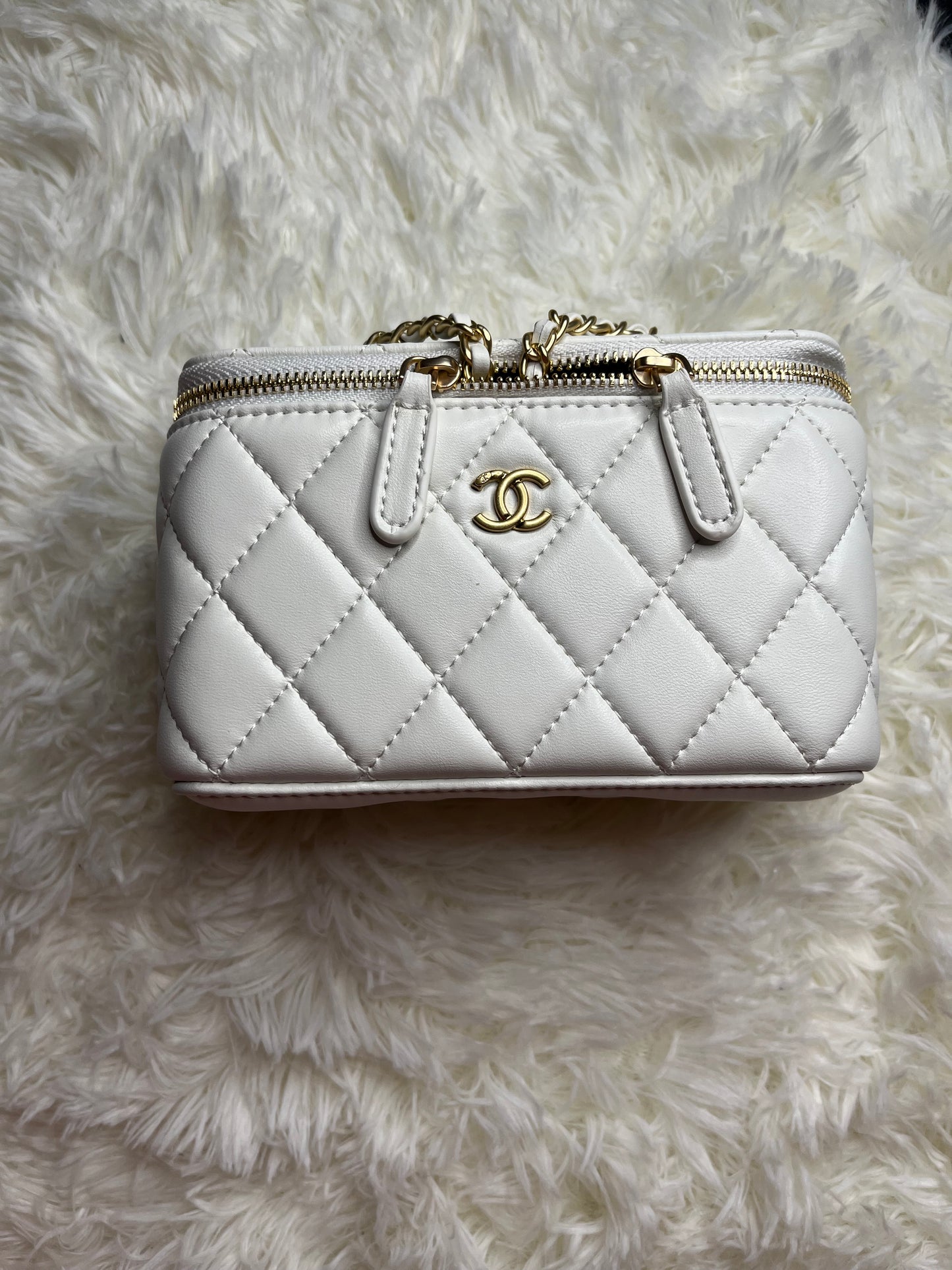 White CC Bag (pre-order)