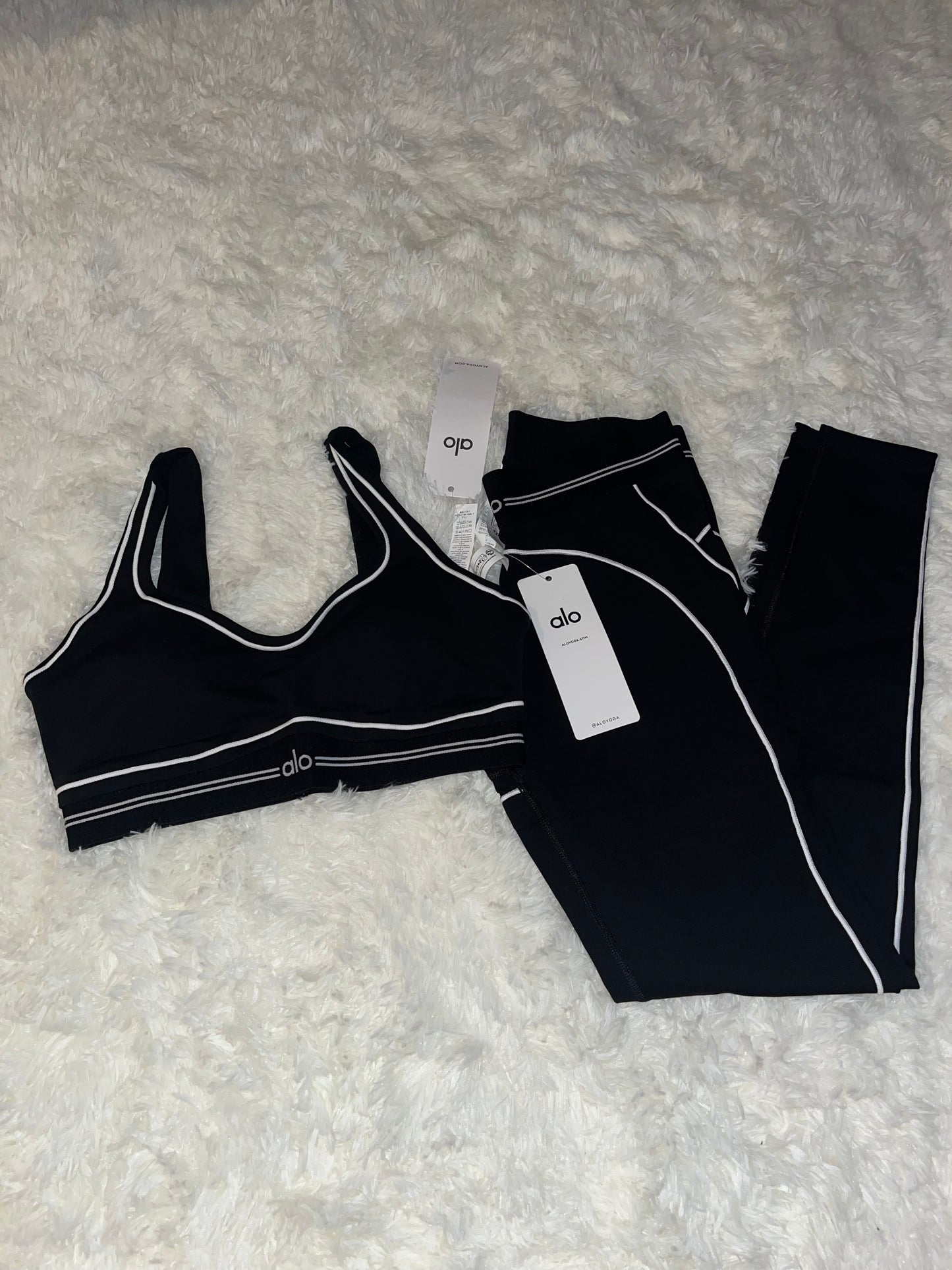 Black Yoga Set (pre-order)
