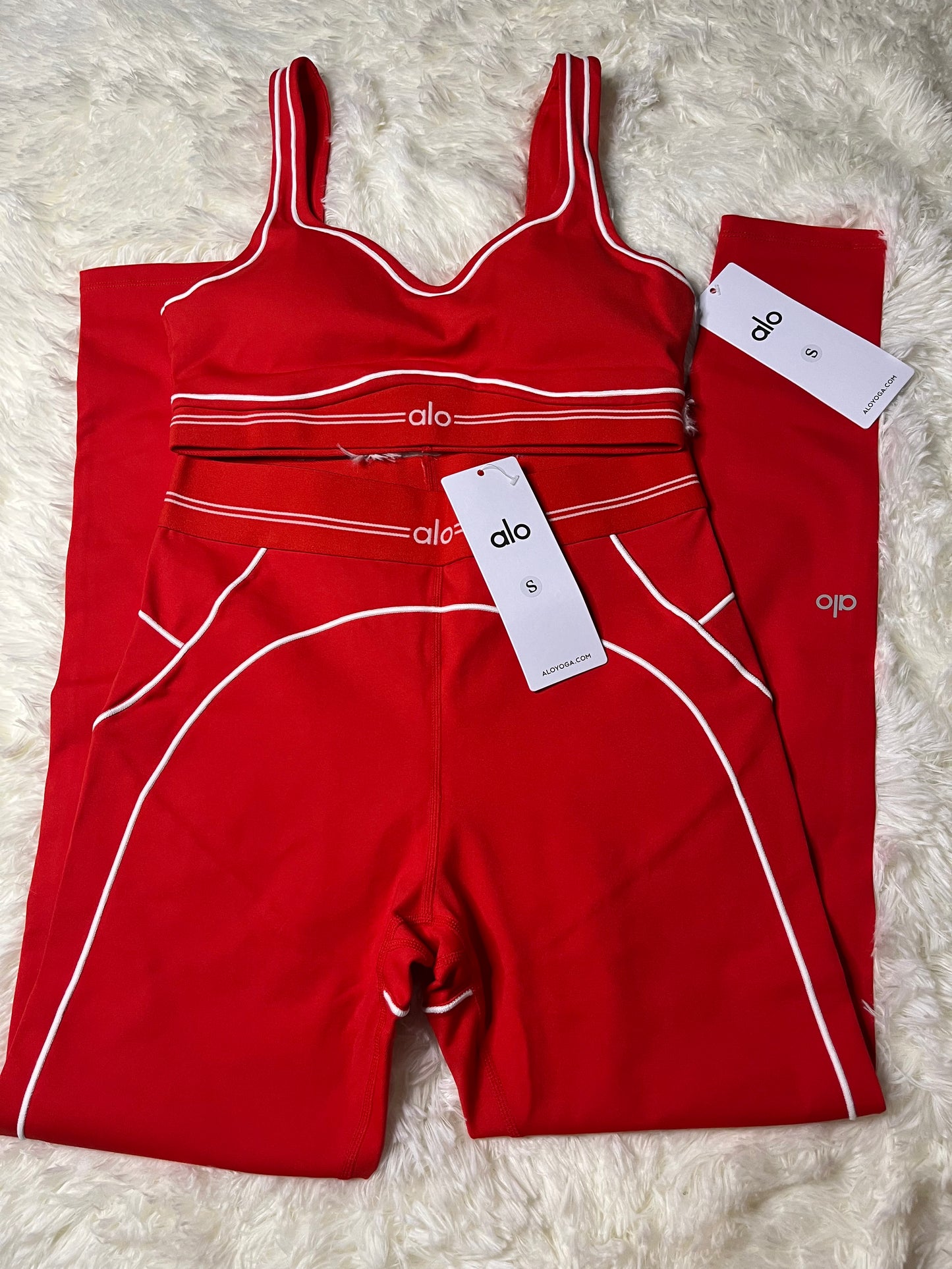 Red Yoga Set (pre-order)