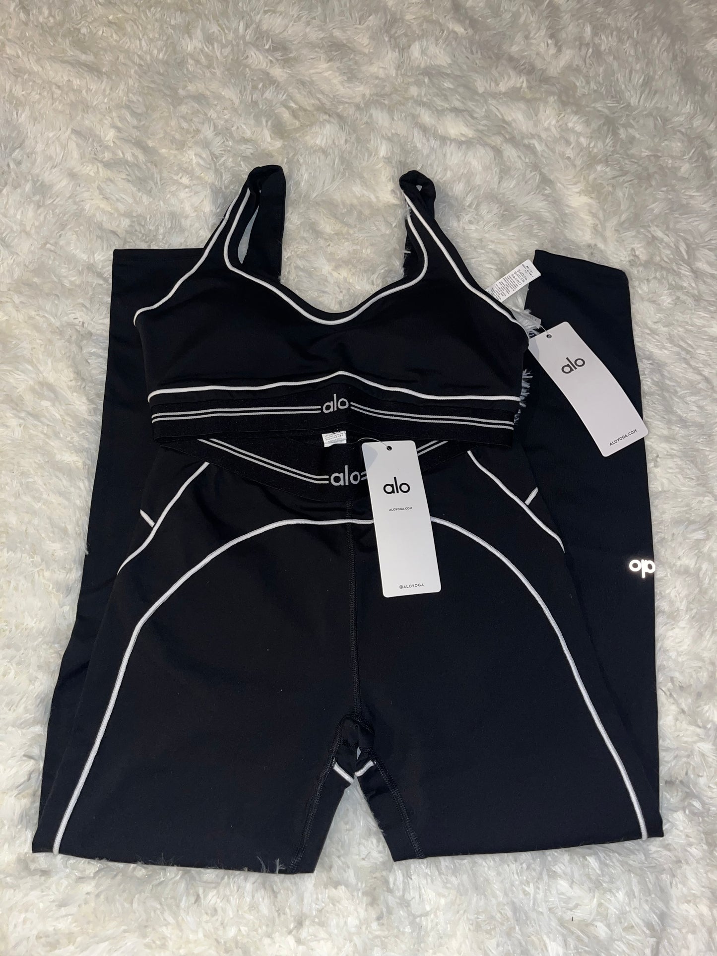 Black Yoga Set (pre-order)